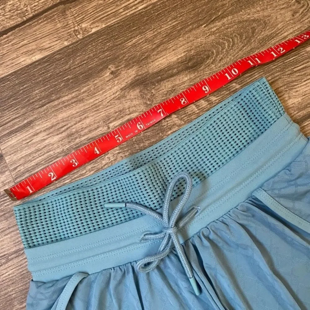 Gymshark Geo mesh two in one shorts in blue‎ size xs
